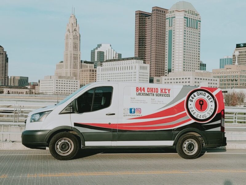 844 Ohio Key locksmith van with the downtown Columbus skyline behind it